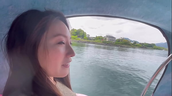 Boating experience at Lake Kawaguchi in Yamanashi Prefecture while wearing a miniskirt