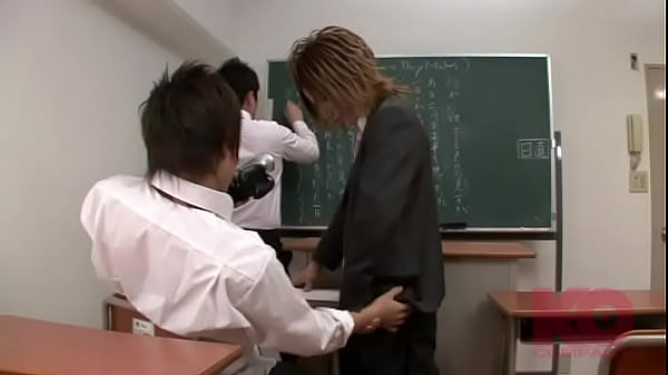 [Full ver. is available only for membership and direct release*1]. I red a make-up class for A, who has a behavior problem, to observe a new teacher....